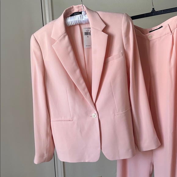 Lauren by RL Pale Pink Blazer and Pants Set (size 16) - NEW - Picture 6 of 9